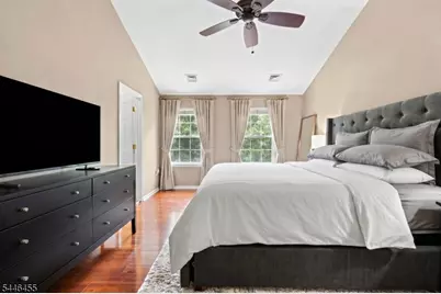 220 Lindsay Ct, Branchburg Township, NJ 08876 - Photo 20