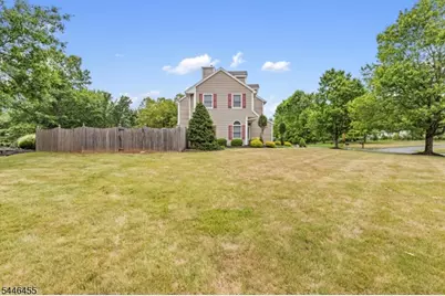 220 Lindsay Ct, Branchburg Township, NJ 08876 - Photo 36