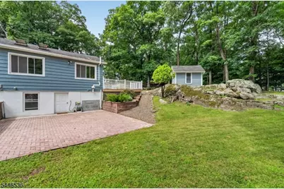 36 Lebanon Trl, Hopatcong, NJ 07843 - Photo 20