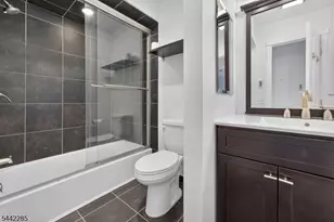 91 N Slope, Union Township, NJ 08809 - Photo 24