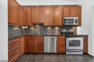 91 N Slope, Union Township, NJ 08809 - Photo 14