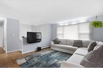 43 Cedar Tree Dr, Vernon, NJ 07422 - Photo 2