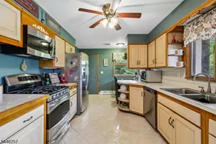 695 Berdan Ave, Wayne, NJ 07470 - Photo 4