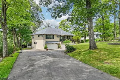 695 Berdan Ave, Wayne, NJ 07470 - Photo 2