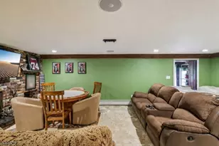 695 Berdan Ave, Wayne, NJ 07470 - Photo 16