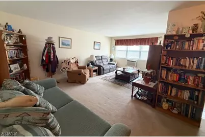 100 Pierson Miller Dr #41, Pompton Lakes, NJ 07442 - Photo 2