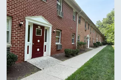 100 Pierson Miller Dr #41, Pompton Lakes, NJ 07442 - Photo 1
