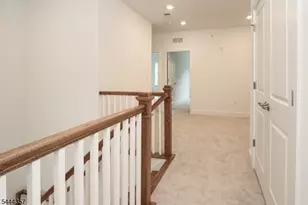 71 Veterans Wy, Morris Plains, NJ 07950 - Photo 12