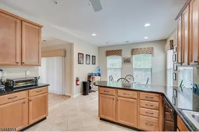 2104 Avery Ct #2104, Franklin Township, NJ 08873 - Photo 14