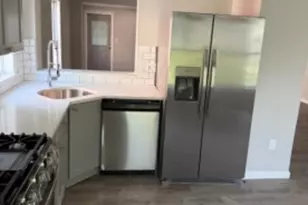 90 Chestnut St, East Orange, NJ 07018 - Photo 4