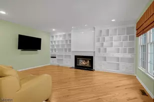 16 Bedford Dr, Bernards Township, NJ 07920 - Photo 4