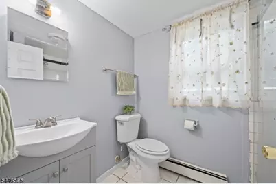 44 Parkway Ave, Clifton, NJ 07011 - Photo 12