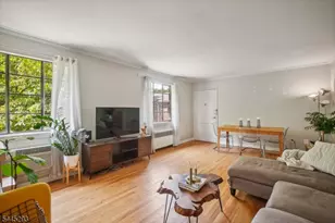 93D Troy Dr, Springfield, NJ 07081 - Photo 4