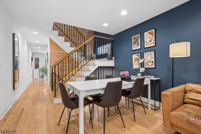 6 Carroll Pl, Weehawken, NJ 07086 - Photo 10