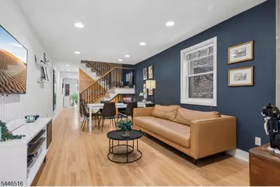 6 Carroll Pl, Weehawken, NJ 07086 - Photo 8