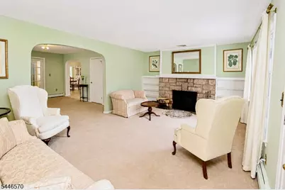 6 Wilrue Pkwy, Pequannock Township, NJ 07444 - Photo 2
