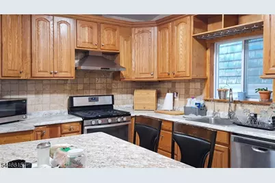175 Delavan Ave, Newark, NJ 07104 - Photo 6