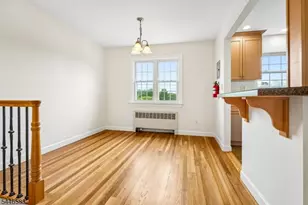 16 Wedgewood Dr, Verona, NJ 07044 - Photo 6