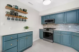 17 Pinehurst Dr, Washington Township, NJ 07882 - Photo 10