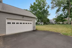 441 William St, Somerville, NJ 08876 - Photo 28