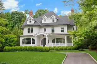 129 Hobart Ave, Summit, NJ 07901 - Photo 2