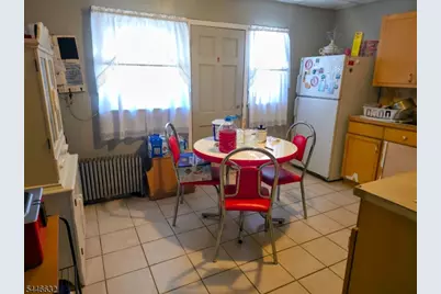 16 Crittenden St, Newark, NJ 07104 - Photo 4