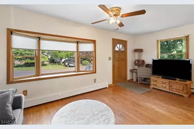 174 Maple St, Bridgewater, NJ 08807 - Photo 12