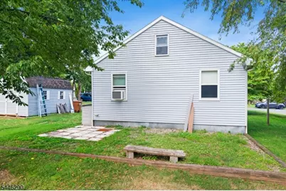 174 Maple St, Bridgewater, NJ 08807 - Photo 20