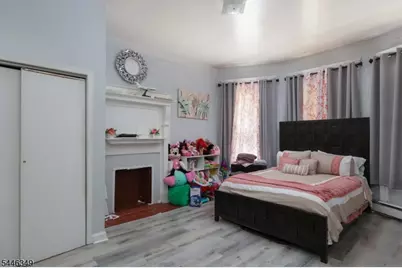 92 Chestnut St, East Orange, NJ 07018 - Photo 12