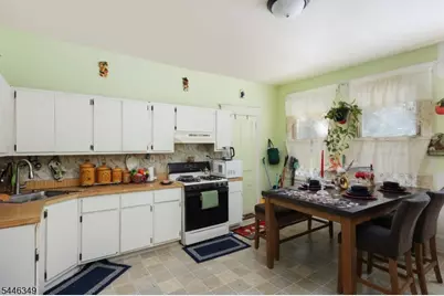 92 Chestnut St, East Orange, NJ 07018 - Photo 14