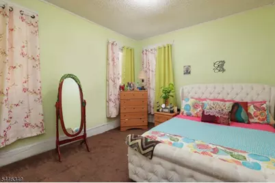 92 Chestnut St, East Orange, NJ 07018 - Photo 16