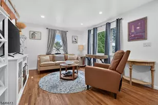 6 Elm Hill Rd, Clifton, NJ 07013 - Photo 6