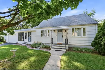 6 Elm Hill Rd, Clifton, NJ 07013 - Photo 1