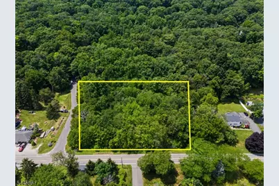 242 W Mountain Rd, Sparta Township, NJ 07871 - Photo 4