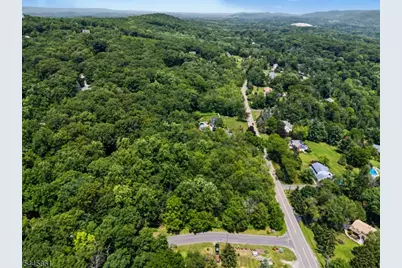242 W Mountain Rd, Sparta Township, NJ 07871 - Photo 6