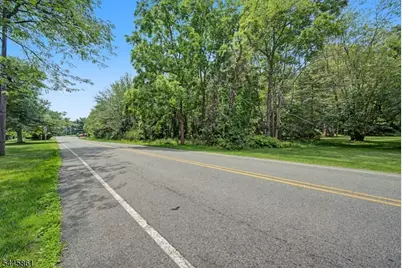 242 W Mountain Rd, Sparta Township, NJ 07871 - Photo 18