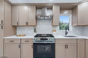 7 Virginia Ave, West Orange Township, NJ 07052 - Photo 6