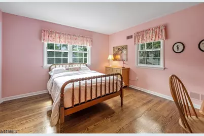 570 Bennington Ter, Ridgewood, NJ 07450 - Photo 26