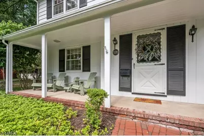 570 Bennington Ter, Ridgewood, NJ 07450 - Photo 2