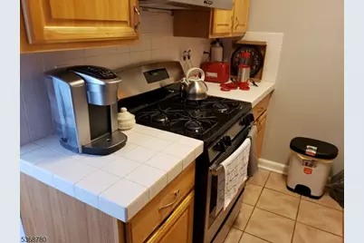 6050 Kennedy Blvd, West New York, NJ 07093 - Photo 4