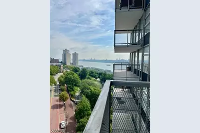 6050 Kennedy Blvd, West New York, NJ 07093 - Photo 10