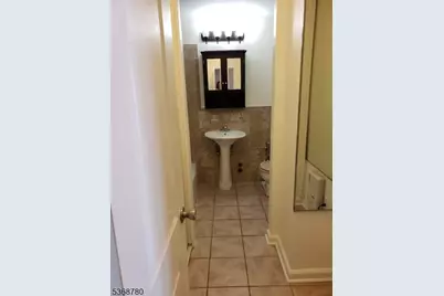 6050 Kennedy Blvd, West New York, NJ 07093 - Photo 2
