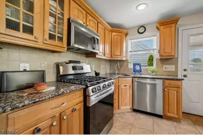 754 Dykes Ter, Union Township, NJ 07083 - Photo 6