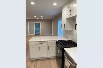2 Sherwood Dr, Morris Township, NJ 07960 - Photo 6