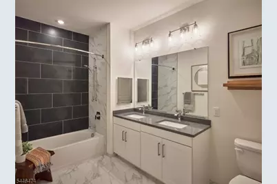 100 Eisenhower Pkwy #C1, Livingston, NJ 07039 - Photo 22