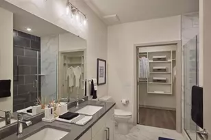 100 Eisenhower Pkwy, Livingston, NJ 07039 - Photo 20