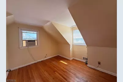 183 Reeve Ter, Plainfield, NJ 07062 - Photo 16