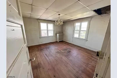 86 Hawthorne Ave, East Orange, NJ 07018 - Photo 10