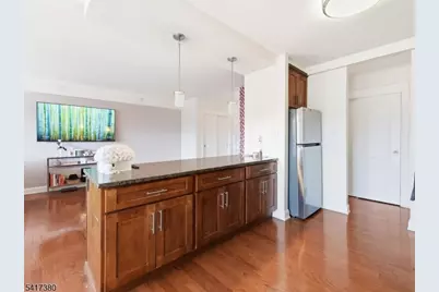 60 Parkway Dr, East Orange, NJ 07017 - Photo 12