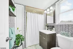 219 Burroughs Terrace, Union Township, NJ 07083 - Photo 10